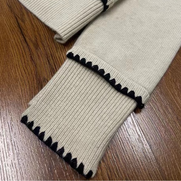 S MaxMara 100% cashmere V-neck sweater - Picture 4 of 10